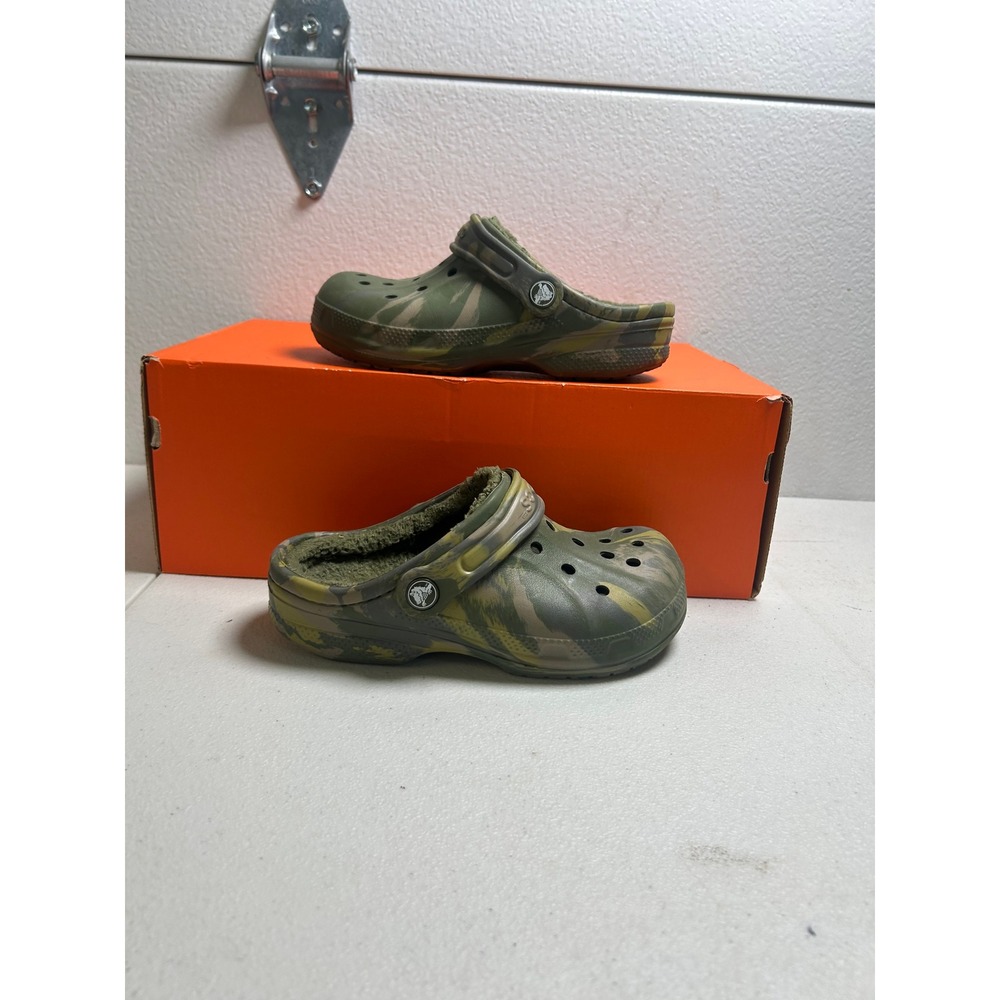 Crocs Classic Lined Clog Camouflage Size 2y #3099